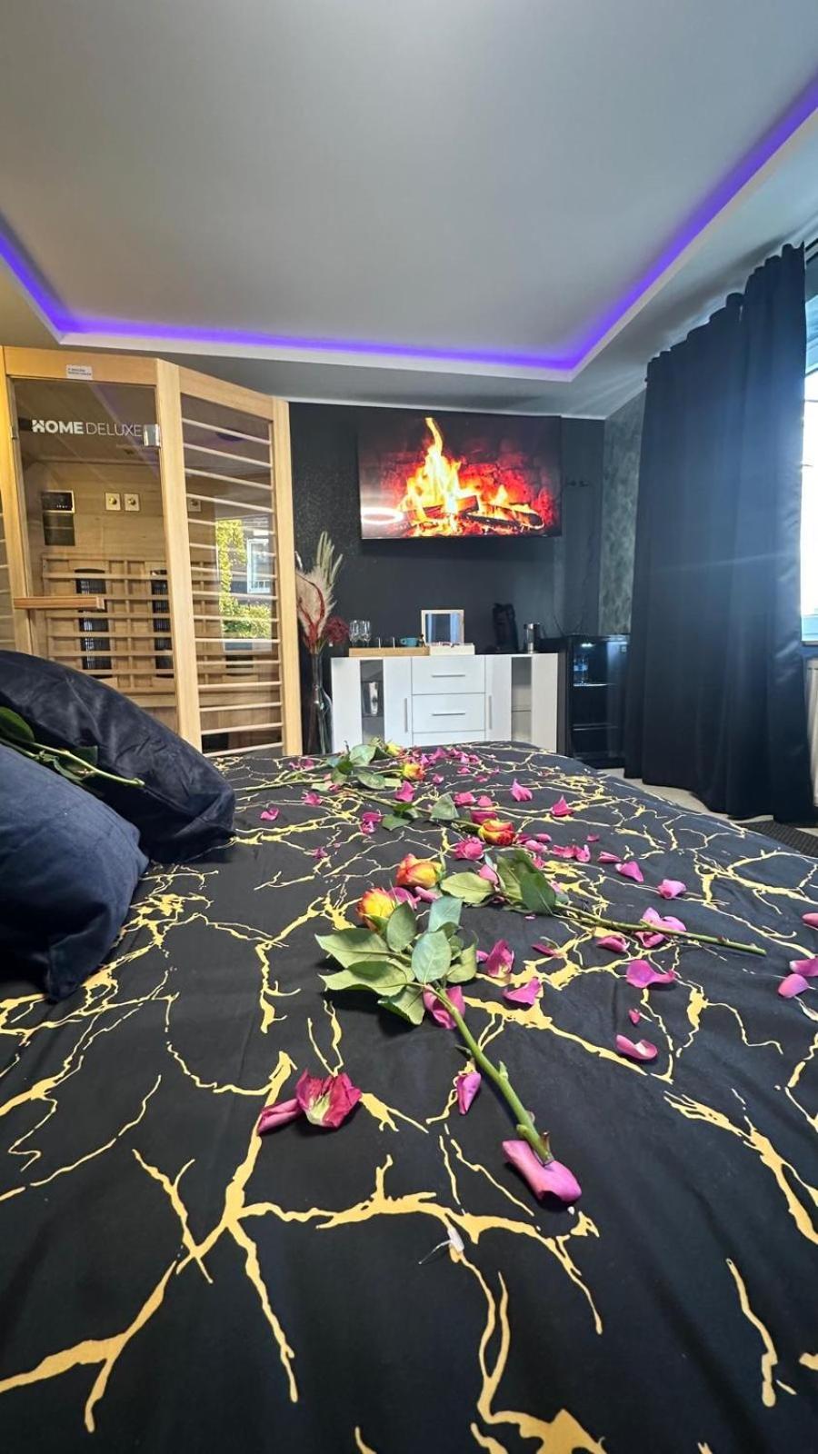 Ferienwohnung Spa Delluxe Essen Luaran gambar