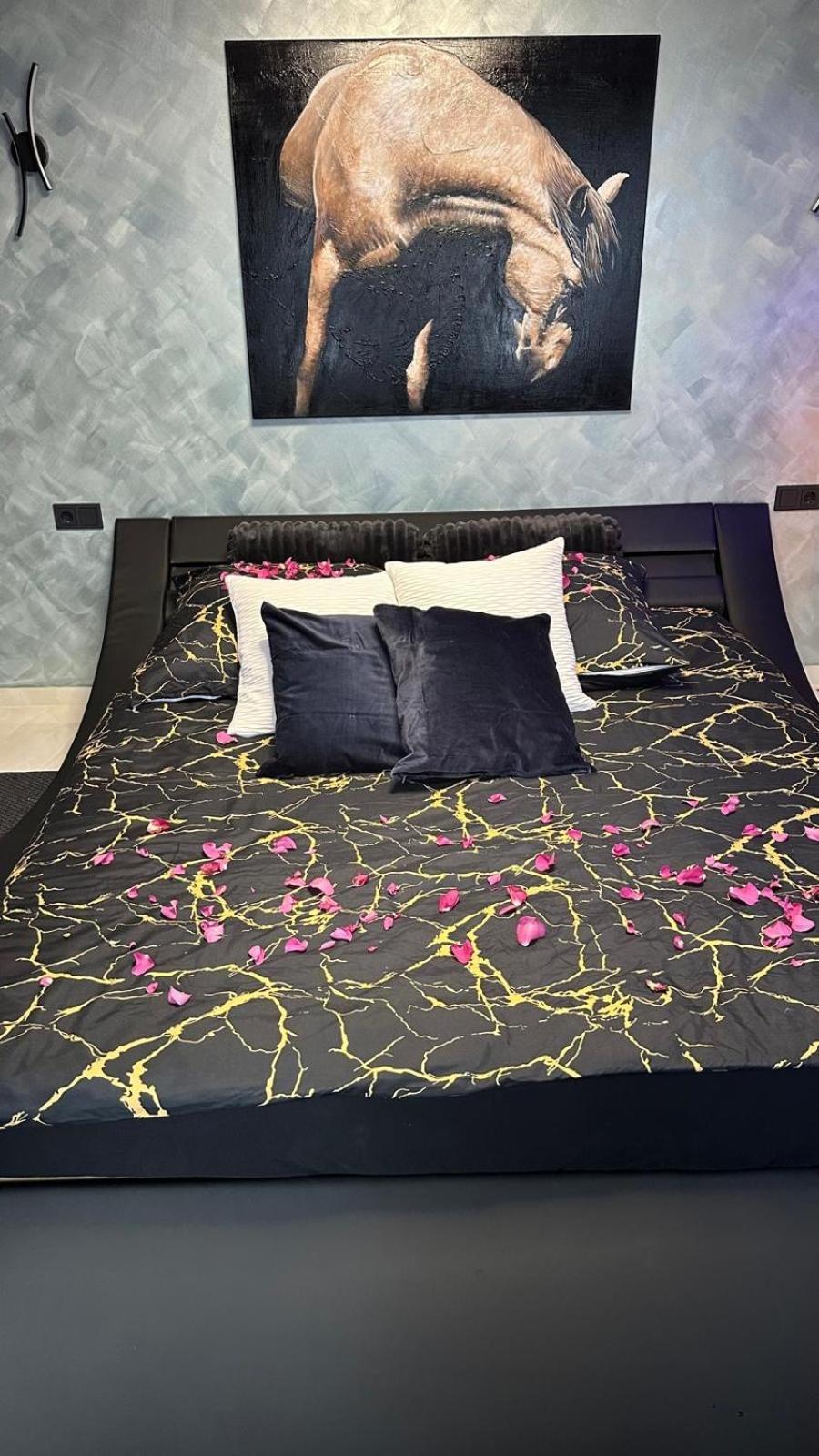 Ferienwohnung Spa Delluxe Essen Luaran gambar