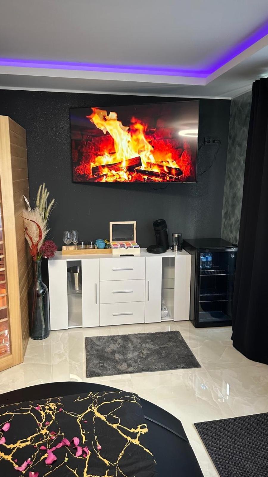 Ferienwohnung Spa Delluxe Essen Luaran gambar